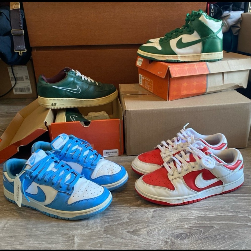 NIKE DUNK LOW LOT